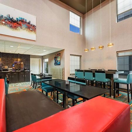 Best Western Bradbury Inn & Suites Перри Экстерьер фото