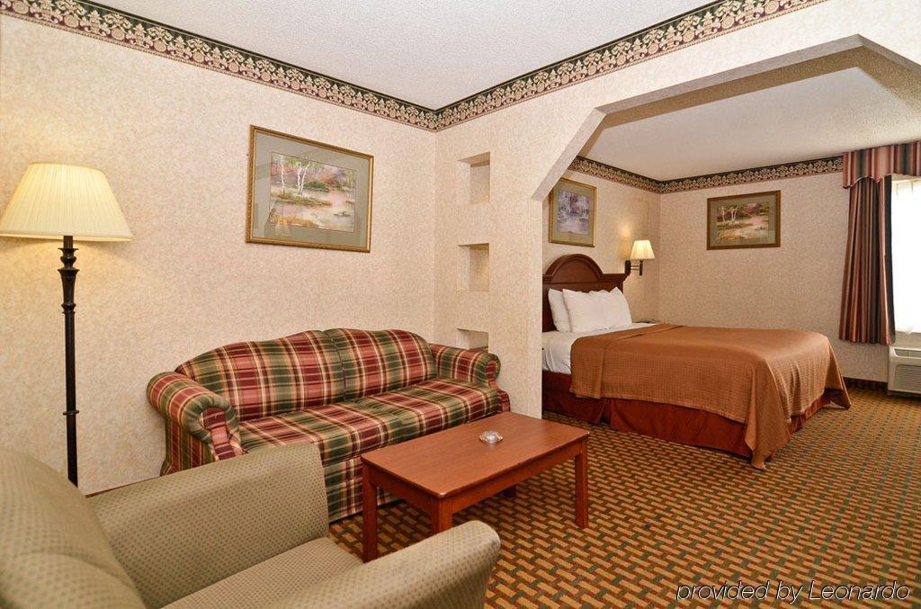 Best Western Bradbury Inn & Suites Перри Номер фото